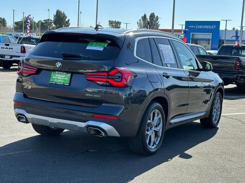 Used 2024 BMW X3 xDrive30i image 8