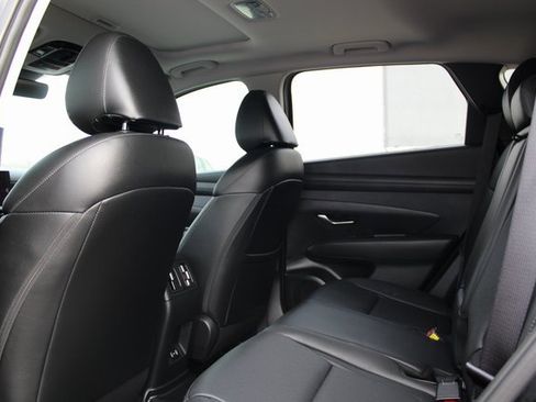 Used 2025 Hyundai Tucson SEL image 14