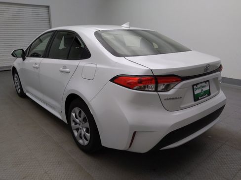 Used 2022 Toyota Corolla LE FWD image 5