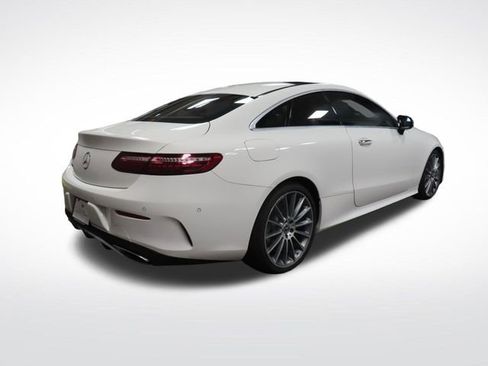 Used 2022 Mercedes-Benz E 450 E 450 2D Coupe image 5