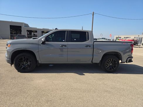 Used 2025 Chevrolet Silverado 1500 Custom AWD/4WD image 6