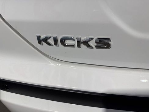 Used 2024 Nissan Kicks S FWD image 20