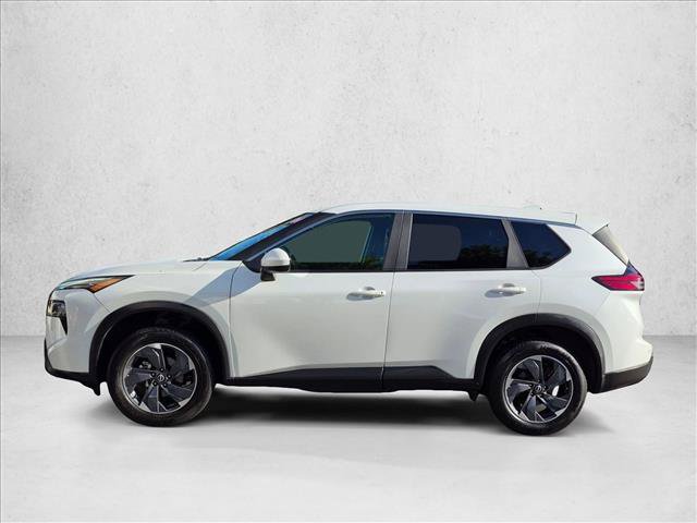 Used 2024 Nissan Rogue SV FWD image 9