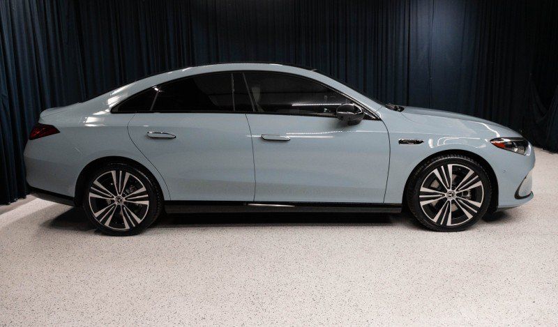 New 2027 Mercedes-Benz CLA 220 image 4