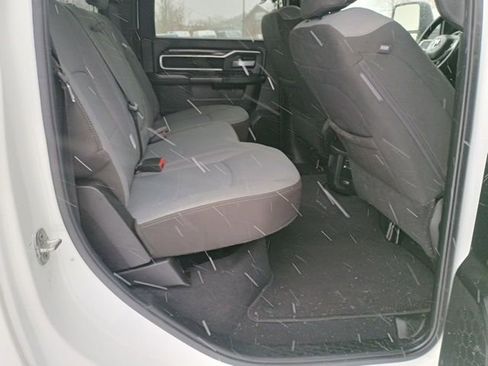 Used 2024 RAM 2500 Big Horn image 18