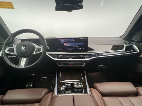 Certified 2024 BMW X5 xDrive40i w/ Executive Package image 10