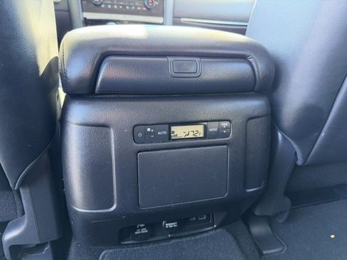 Used 2023 Nissan Armada SL image 17