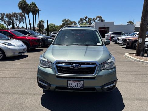 Used 2018 Subaru Forester 2.5i Premium AWD/4WD image 3