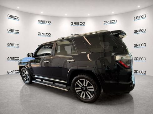 Used 2022 Toyota 4Runner Limited RWD image 9