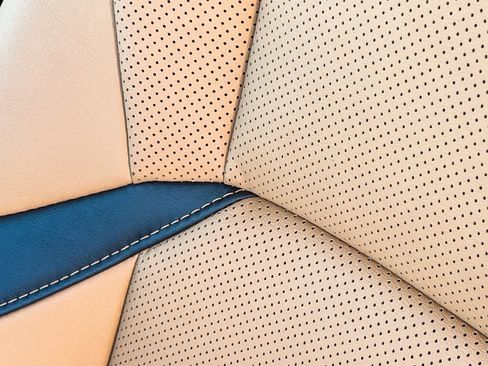 Certified 2025 Lexus ES 300h w/ Premium Package image 25