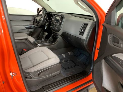 Used 2019 Chevrolet Colorado W/T w/ WT Convenience Package AWD/4WD image 35