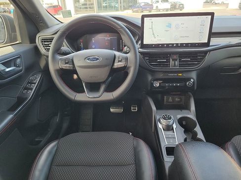 Used 2024 Ford Escape ST-Line w/ Tech Pack #1 image 8