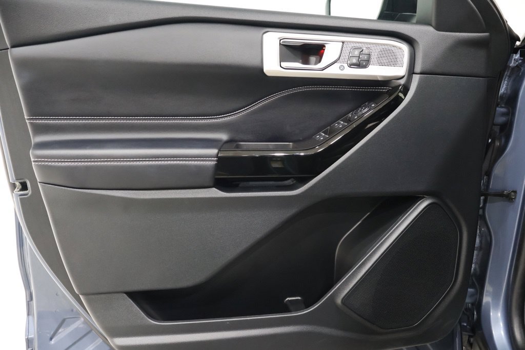 Used 2021 Ford Explorer ST w/ Equipment Group 401A AWD/4WD image 21