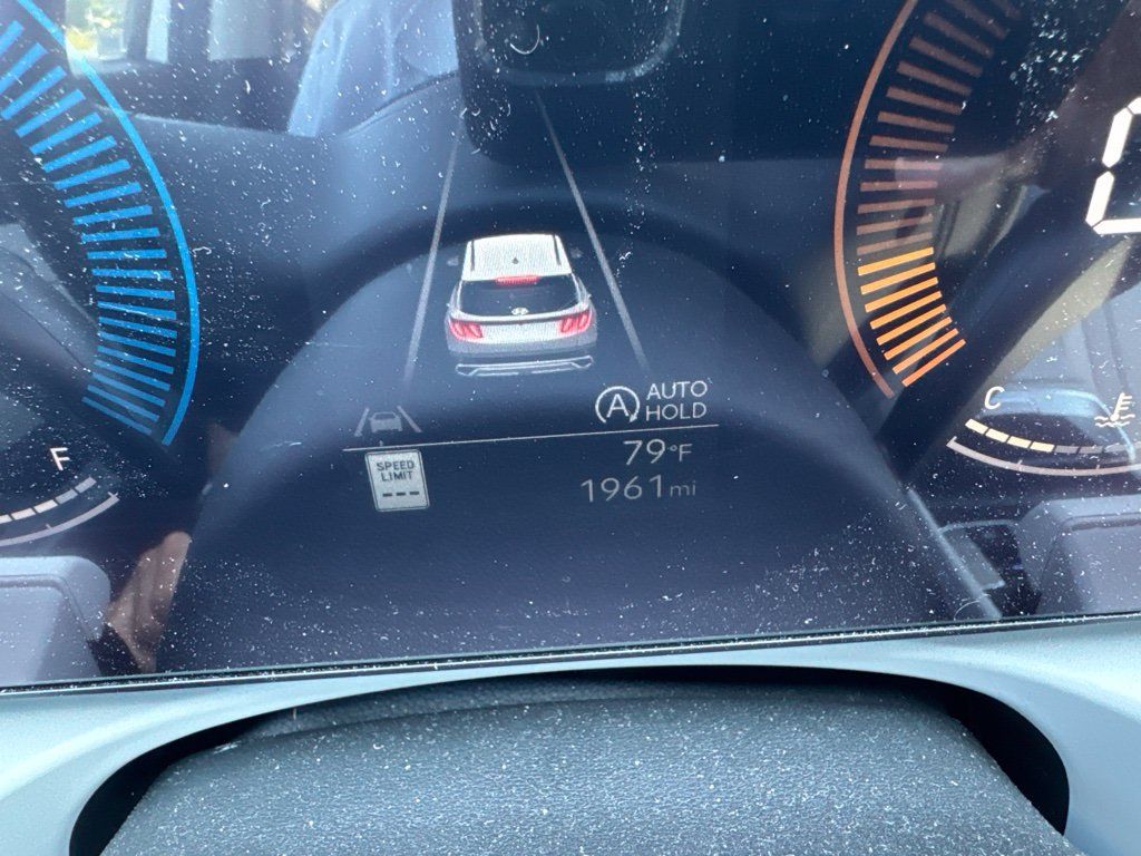 Used 2025 Hyundai Tucson SEL FWD image 10