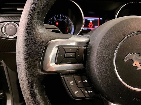 Used 2016 Ford Mustang Coupe w/ Equipment Group 051A RWD image 17