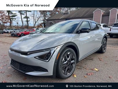 New 2025 Kia EV6 Light w/ Light LR Technology Package