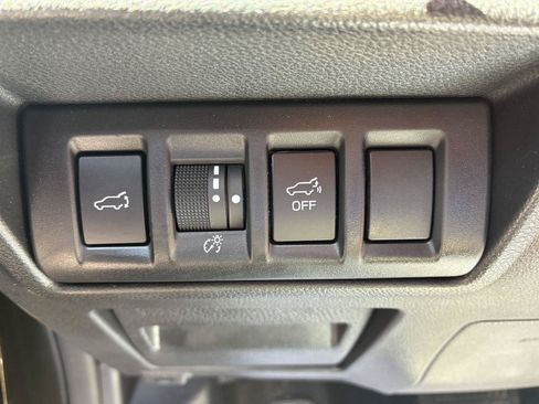 Used 2023 Subaru Outback Limited AWD/4WD image 26