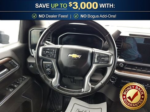 Used 2024 Chevrolet Silverado 2500 LT AWD/4WD image 18