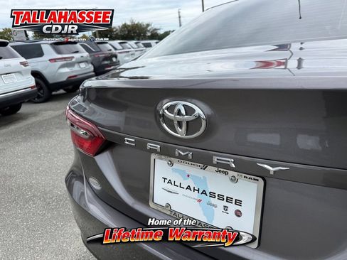 Used 2024 Toyota Camry LE FWD image 5