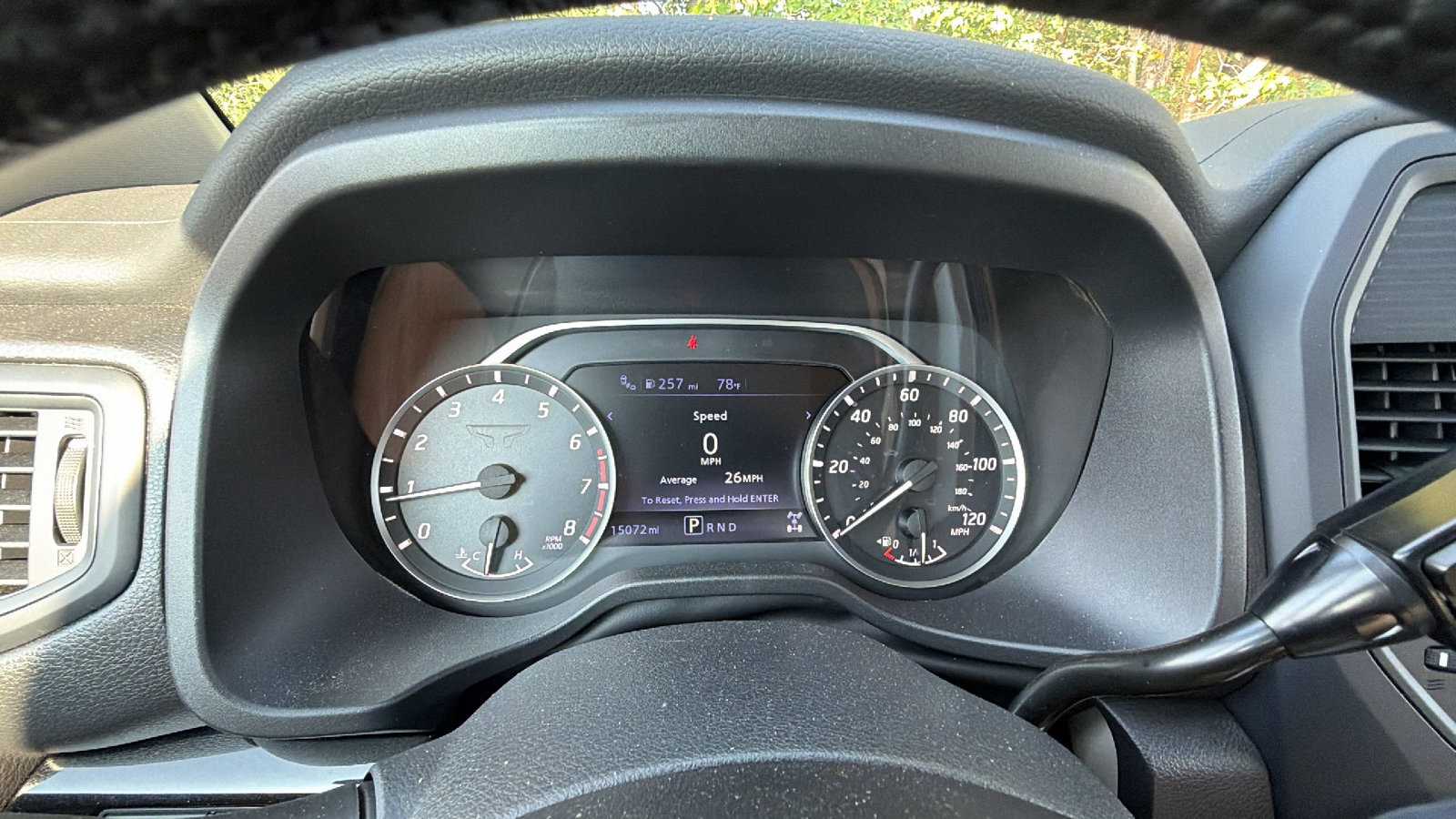 Used 2024 Nissan Titan SV AWD/4WD image 29