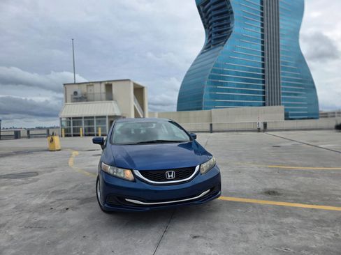 Used 2014 Honda Civic LX image 3