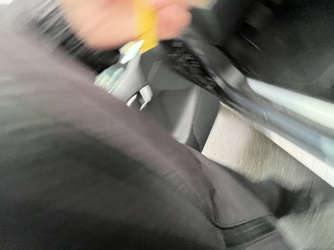 Used 2020 Tesla Model S Long Range Plus image 27