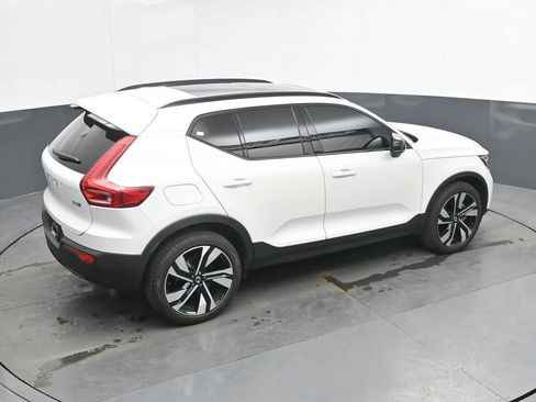 Used 2023 Volvo XC40 B5 Ultimate w/ Protection Package Premier AWD/4WD image 26