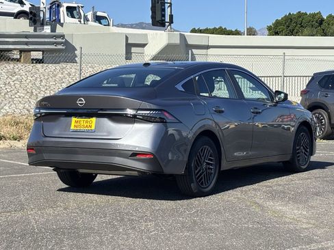 New 2026 Nissan Sentra SV w/ Floor Mat Package image 4