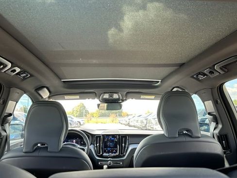 Used 2022 Volvo XC60 T8 R-Design w/ Advanced Package image 13