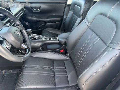 Certified 2024 Honda HR-V EX-L image 13