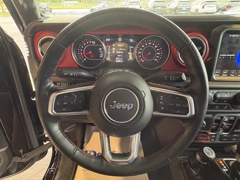 Used 2020 Jeep Gladiator Rubicon AWD/4WD image 11