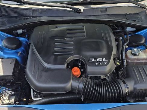 Used 2019 Dodge Charger SXT RWD image 33