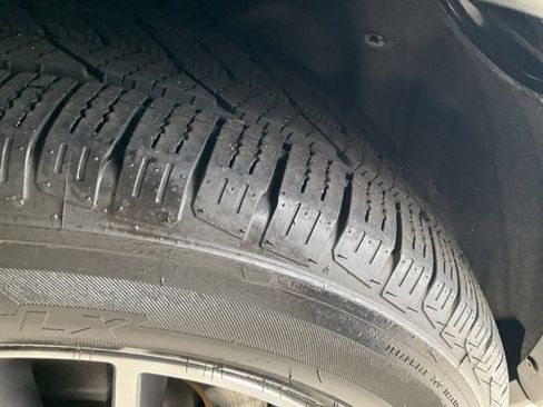 Used 2022 Jeep Grand Cherokee Limited w/ Tech Group image 29