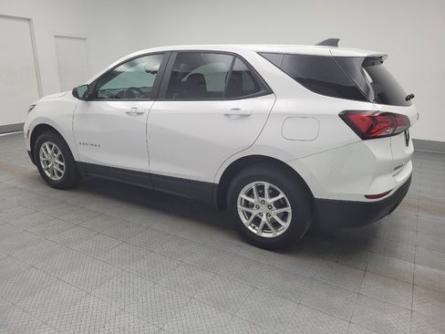 Used 2024 Chevrolet Equinox LS image 3