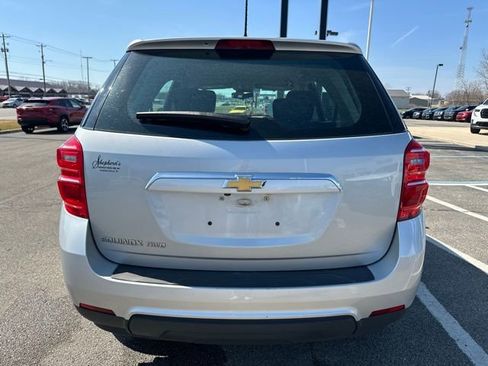 Used 2017 Chevrolet Equinox LS image 15