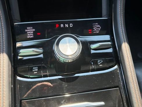 Used 2024 Jeep Grand Cherokee Summit AWD/4WD image 16