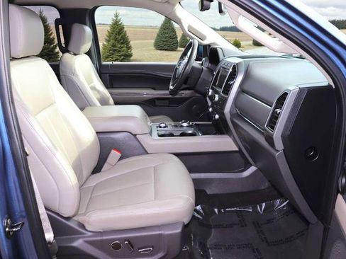 Certified 2019 Ford Expedition XLT w/ Equipment Group 202A image 22