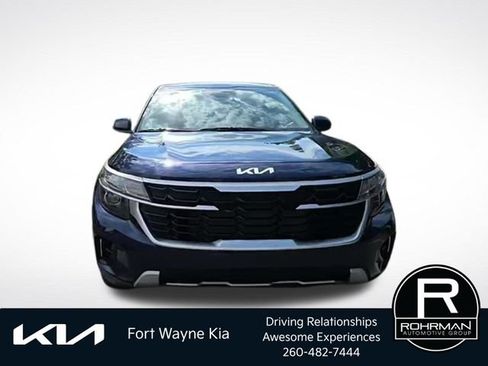 Certified 2026 Kia Seltos LX FWD image 1