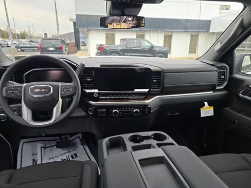 New 2026 GMC Sierra 1500 Elevation w/ Elevation Select Package AWD/4WD image 12