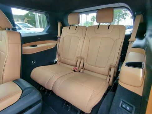 Certified 2023 Jeep Grand Cherokee L Summit AWD/4WD image 16