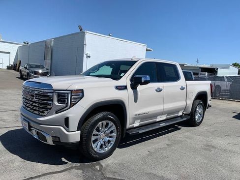 New 2026 GMC Sierra 1500 Denali AWD/4WD image 1