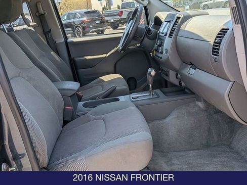 Used 2016 Nissan Frontier SV w/ SV Value Truck Package AWD/4WD image 26
