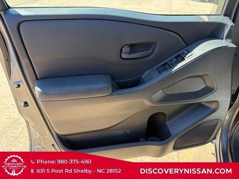 Certified 2022 Nissan Frontier S w/ Technology Package AWD/4WD image 10