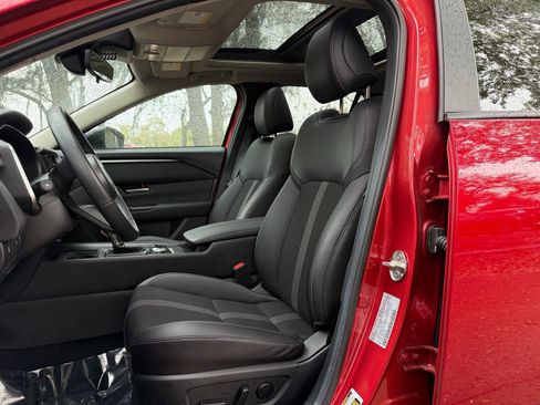 Used 2025 MAZDA CX-50 AWD 2.5 S w/ Premium Package image 33