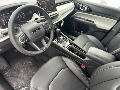 New 2026 Jeep Compass Limited AWD/4WD image 9