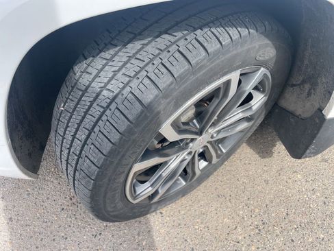 Used 2018 GMC Terrain Denali w/ Advanced Safety Package AWD/4WD image 10