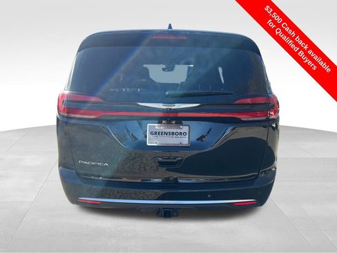 New 2026 Chrysler Pacifica Pinnacle w/ Trailer Tow Group image 6