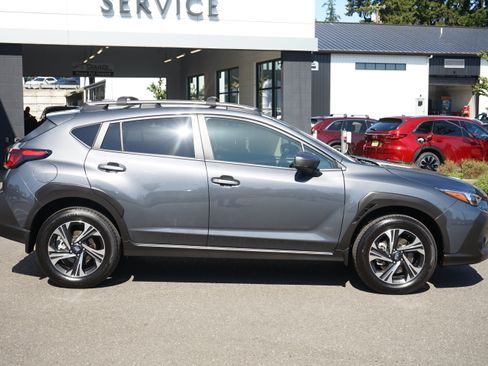 Used 2024 Subaru Crosstrek 2.0i Premium AWD/4WD image 2