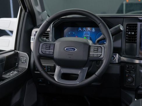 Used 2025 Ford F550 4x4 Crew Cab Super Duty image 68