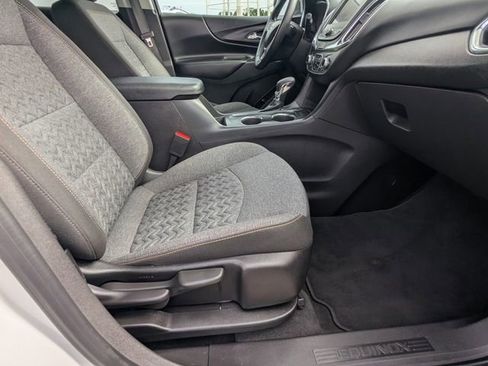 Certified 2024 Chevrolet Equinox LT AWD/4WD image 19